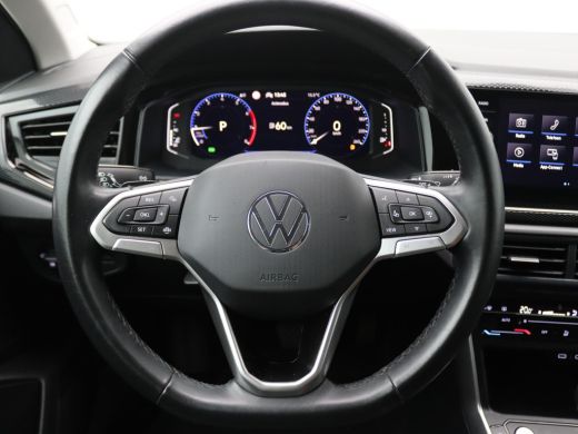 Volkswagen Polo 1.0 TSI Life DSG Navigatie, Climatronic, Cruise Control, Keyless, Parkeersensoren, Achteruitrijca... ActivLease financial lease