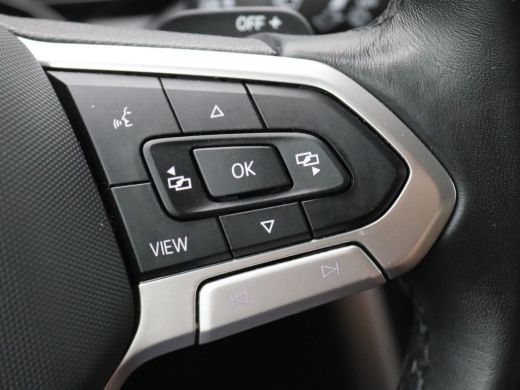 Volkswagen Polo 1.0 TSI Life DSG Navigatie, Climatronic, Cruise Control, Keyless, Parkeersensoren, Achteruitrijca... ActivLease financial lease