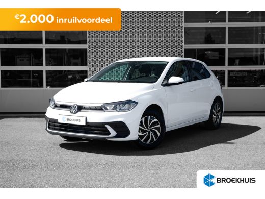 Volkswagen Polo Life Edition Inclusief €2000,- inruilvoordeel | 'App-Connect' smartphone integratie | Buitenspieg... Volkswagen Polo Life Edition Inclusief €2000,- inruilvoordeel | 'App-Connect' smartphone integratie | Buitenspieg...