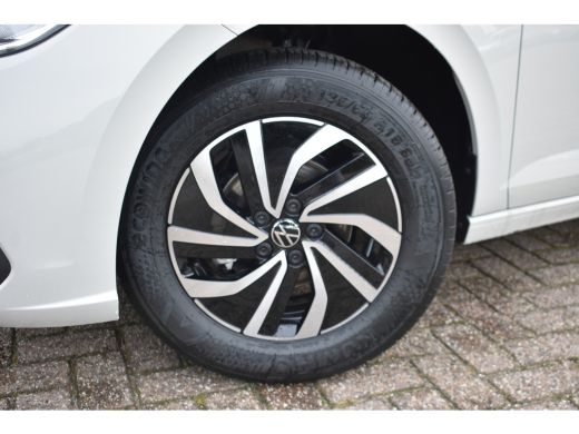 Volkswagen Polo Life Edition | 'App-Connect' smartphone integratie | Buitenspiegels elektrisch instel- verwarm- e... ActivLease financial lease