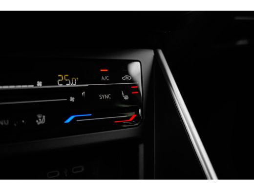 Volkswagen Polo Life Edition Inclusief &euro;2000,- inruilvoordeel | 'App-Connect' smartphone integratie | Buitenspieg... ActivLease financial lease