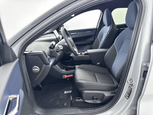 Volvo  EX30 Single Motor Extended Range Ultra 69 kWh | 20" | Getint glas | Stoel/stuurverwarming | 360 Camera... ActivLease financial lease