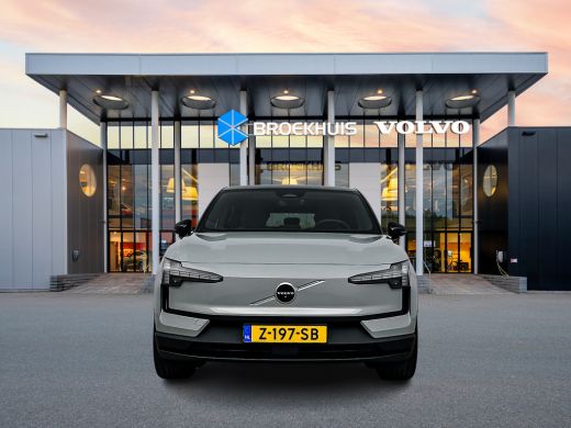 Volvo  EX30 Single Motor Extended Range Ultra 69 kWh | 20" | Getint glas | Stoel/stuurverwarming | 360 Camera... ActivLease financial lease