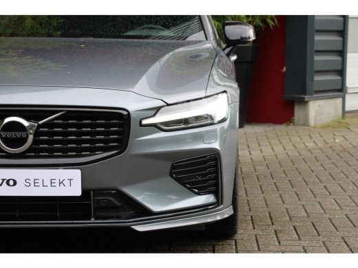 Volvo  V60 2.0 T6 Recharge AWD R-Design | Styling Kit | Trekhaak | Camera | Adaptive Cruise | BLIS | Memory ActivLease financial lease