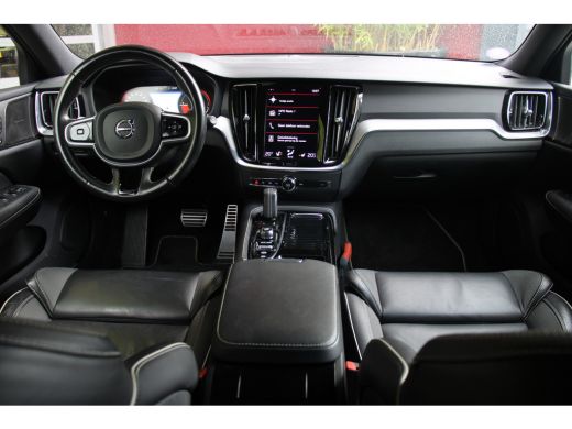 Volvo  V60 2.0 T6 Recharge AWD R-Design | Styling Kit | Trekhaak | Camera | Adaptive Cruise | BLIS | Memory ActivLease financial lease