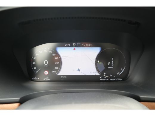 Volvo  V90 2.0 T8 AWD Inscription Panorama / Bowers & Wilkins / Pilot assist / Dode hoek / ActivLease financial lease