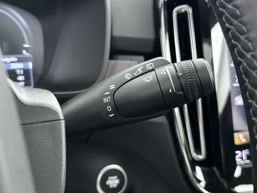 Volvo  XC40 T4 Recharge Ultimate Bright | 19" | Panoramadak | Harman Kardon | Elektr. verst. stoelen | Adapti... ActivLease financial lease