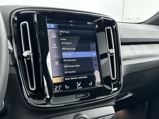 Volvo  XC40 T4 Recharge Ultimate Bright | 19" | Panoramadak | Harman Kardon | Elektr. verst. stoelen | Adapti... ActivLease financial lease