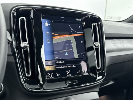 Volvo  XC40 T4 Recharge Ultimate Bright | 19" | Panoramadak | Harman Kardon | Elektr. verst. stoelen | Adapti... ActivLease financial lease