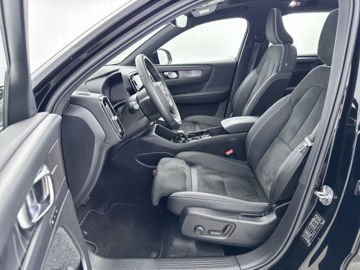 Volvo  XC40 T4 Recharge Ultimate Bright | 19" | Panoramadak | Harman Kardon | Elektr. verst. stoelen | Adapti... ActivLease financial lease