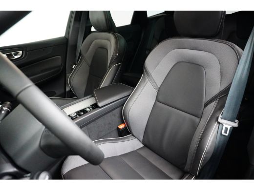 Volvo  XC60 2.0 T6 Plug-in hybrid AWD Plus Dark | Trekhaak | Panoramadak | Memory | Adaptive Cruise | BLIS | ... ActivLease financial lease