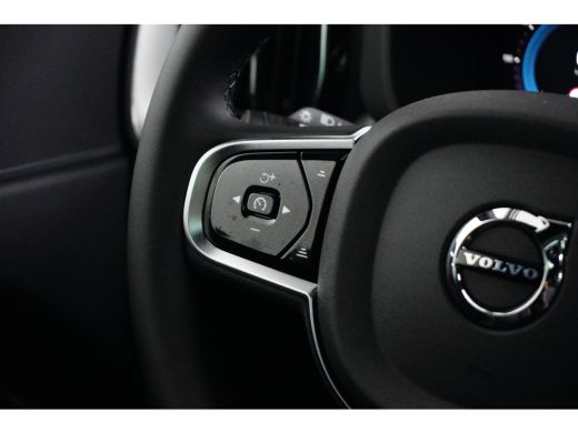 Volvo  XC60 2.0 T6 Plug-in hybrid AWD Plus Dark | Trekhaak | Panoramadak | Memory | Adaptive Cruise | BLIS | ... ActivLease financial lease