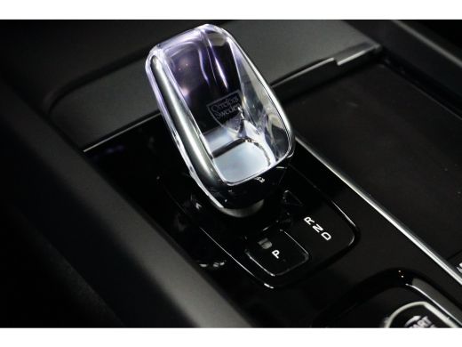 Volvo  XC60 2.0 T6 Plug-in hybrid AWD Plus Dark | Trekhaak | Panoramadak | Memory | Adaptive Cruise | BLIS | ... ActivLease financial lease