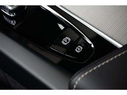 Volvo  XC60 2.0 T6 Plug-in hybrid AWD Plus Dark | Trekhaak | Panoramadak | Memory | Adaptive Cruise | BLIS | ... ActivLease financial lease