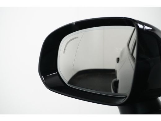 Volvo  XC60 2.0 T6 Plug-in hybrid AWD Plus Dark | Trekhaak | Panoramadak | Memory | Adaptive Cruise | BLIS | ... ActivLease financial lease