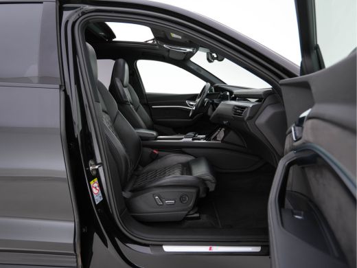 Audi e-tron 55 quattro advanced 95 kWh [ 3-Fase ] (INCL.BTW) (INCL.BTW) *PANO | FULL-LEATHER | FULL-LED | BAN... ActivLease financial lease