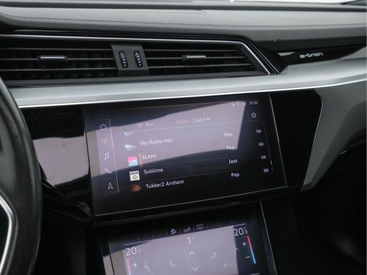 Audi e-tron 55 quattro advanced 95 kWh [ 3-Fase ] (INCL.BTW) (INCL.BTW) *PANO | FULL-LEATHER | FULL-LED | BAN... ActivLease financial lease