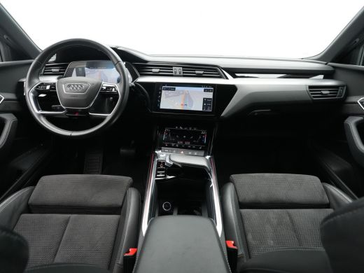 Audi e-tron e-tron 55 quattro 361pk advanced S-Line 95 kWh Navigatie Camera Stoelverwarming Side assist B&O 6 ActivLease financial lease