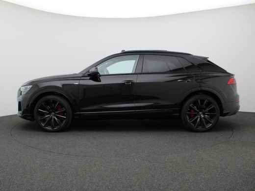 Audi Q8 60 TFSIe quattro Pro Line S Competition 489PK Tipt Panoramadak, 360 gr. camera, trekhaak, leder, ... ActivLease financial lease
