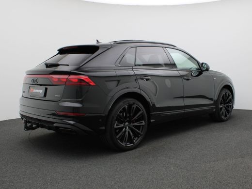 Audi Q8 60 TFSIe quattro Pro Line S Competition 489PK Tipt Panoramadak, 360 gr. camera, trekhaak, leder, ... ActivLease financial lease