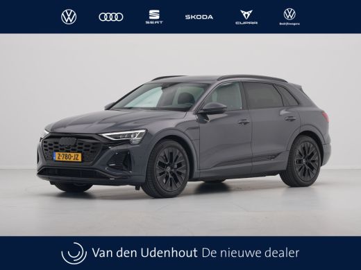 Audi Q8 e-tron 55 quattro S-Line Edition Competition 115 kWh 408pk Panorama Navigatie Camera Stoelverwarming Luc...