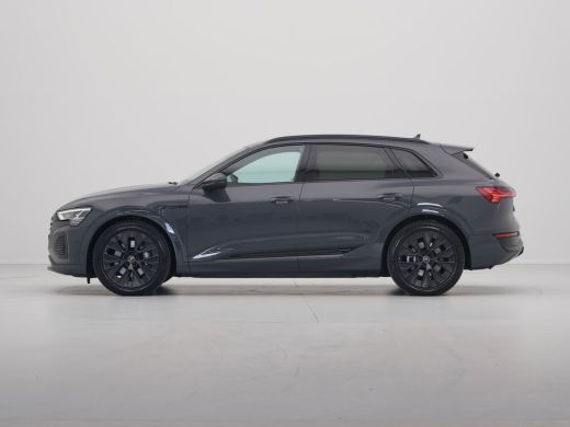Audi Q8 e-tron 55 quattro S-Line Edition Competition 115 kWh 408pk Panorama Navigatie Camera Stoelverwarming Luc... ActivLease financial lease