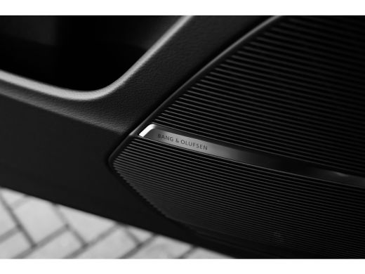 Audi Q8 Pro Line S | Adaptive air suspension sport | Bang & Olufsen Premium 3D | Glazen panoramadak ActivLease financial lease