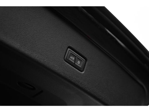 Audi Q8 Pro Line S Competition | Adaptive cruise control | Bang & Olufsen Premium 3D | Glazen panoramadak ActivLease financial lease