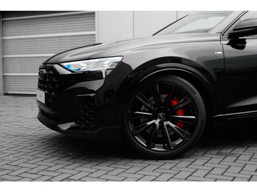 Audi Q8 Pro Line S Competition | Adaptive cruise control | Bang & Olufsen Premium 3D | Glazen panoramadak ActivLease financial lease