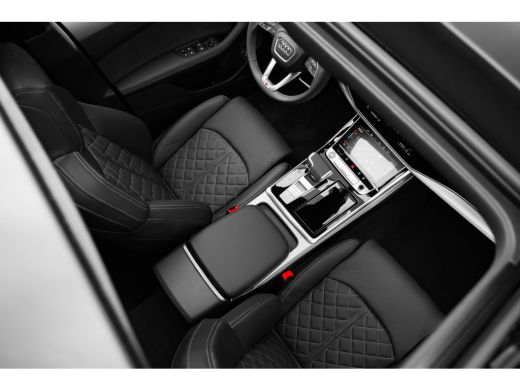 Audi Q8 Pro Line S Competition | Adaptive cruise control | Bang & Olufsen Premium 3D | Glazen panoramadak ActivLease financial lease