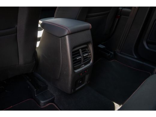 Ford Kuga 2.5 PHEV ST-Line | Achterbank verwarmd | Achteruitrijcamera | Apple Carplay/Android Auto|telefoon... ActivLease financial lease