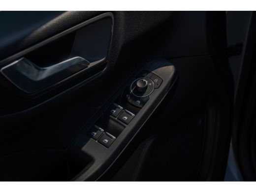 Ford Kuga 2.5 PHEV ST-Line | Achterbank verwarmd | Achteruitrijcamera | Apple Carplay/Android Auto|telefoon... ActivLease financial lease