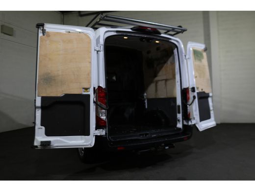 Ford Transit 2.0 TDCI 130pk L2 H2 DC Trend Airco Trekhaak Navigatie Camera ActivLease financial lease