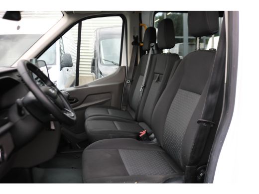 Ford Transit 2.0 TDCI 130pk L2 H2 DC Trend Airco Trekhaak Navigatie Camera ActivLease financial lease