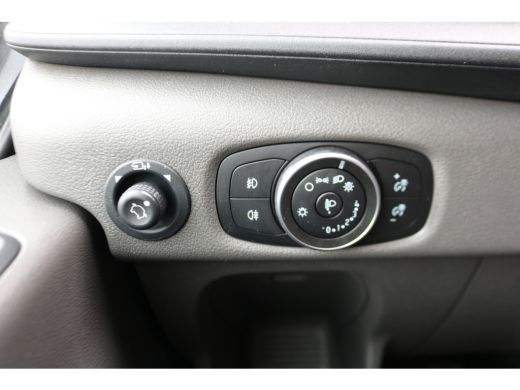 Ford Transit 2.0 TDCI 130pk L2 H2 DC Trend Airco Trekhaak Navigatie Camera ActivLease financial lease