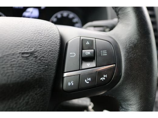 Ford Transit 2.0 TDCI 130pk L2 H2 DC Trend Airco Trekhaak Navigatie Camera ActivLease financial lease