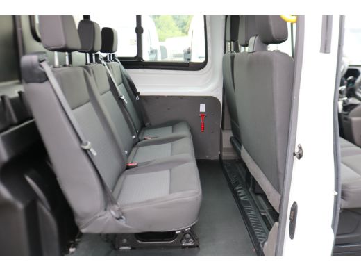 Ford Transit 2.0 TDCI 130pk L2 H2 DC Trend Airco Trekhaak Navigatie Camera ActivLease financial lease