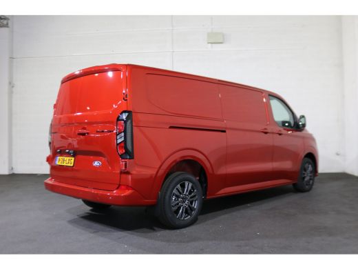 Ford Transit Custom 2.0 TDci L2 H1 Limited Airco Navigatie Apple Carplay (wordt verwacht) ActivLease financial lease