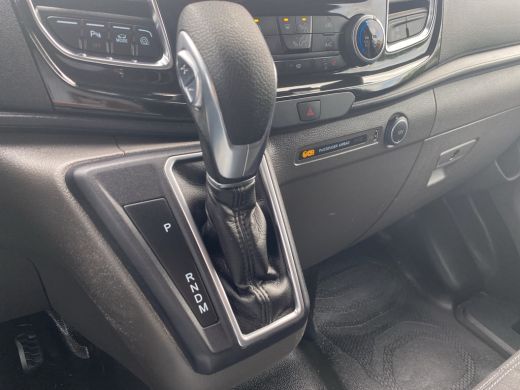 Ford Transit Custom 340 2.0 TDCI L2H1 Limited 170pk Automaat | Dealer o.h. | Adaptieve cruise | Bijrijdersbank | Trek... ActivLease financial lease