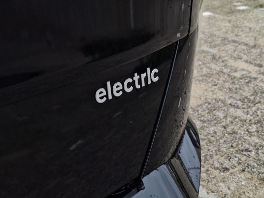 Hyundai Kona N Line Business 64.8 kWh | 2.500,- korting | Gratis laadstation t.w.v. 589,- | Uit voorraad lever... ActivLease financial lease