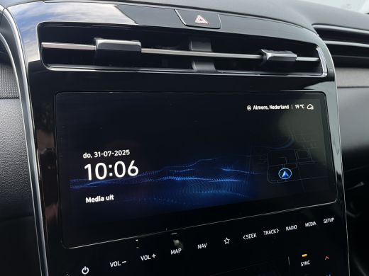 Hyundai Tucson 1.6 T-GDI 265pk PHEV Comfort Smart 4WD | Climate | Camera | Carplay | Keyless | Navigatie | Full ... ActivLease financial lease