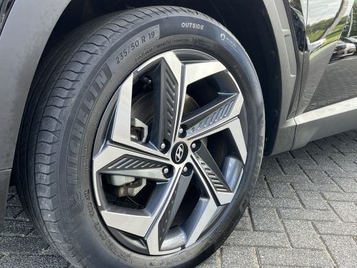 Hyundai Tucson 1.6 T-GDI 265pk PHEV Premium Sky 4WD | Leder | Carplay | Climate | Keyless | Navigatie | Elek. Kl... ActivLease financial lease