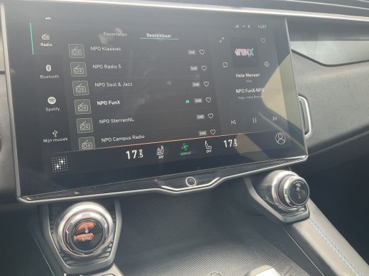 Lynk & Co 01 1.5 262pk PHEV Adapt.Cruise Pano Carplay Nav/Cam Stoelverw. Plug-in ActivLease financial lease