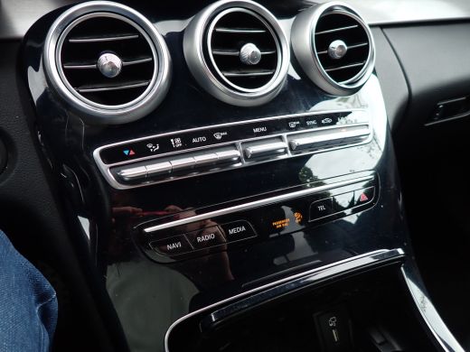 Mercedes-Benz C-Klasse Estate 160 Business Solution AMG *!* LICHTE SCHADE *!* ActivLease financial lease