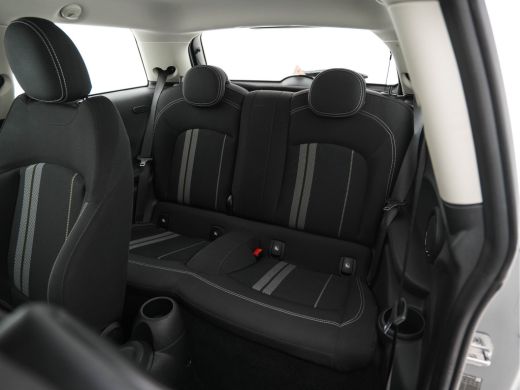 Mini Electric Basic 33 kWh [ 3-Fase ] (INCL.BTW) *FULL-LED | SPORT-SEATS | NAVI-FULLMAP | DIGI-COCKPIT | DAB+ |... ActivLease financial lease