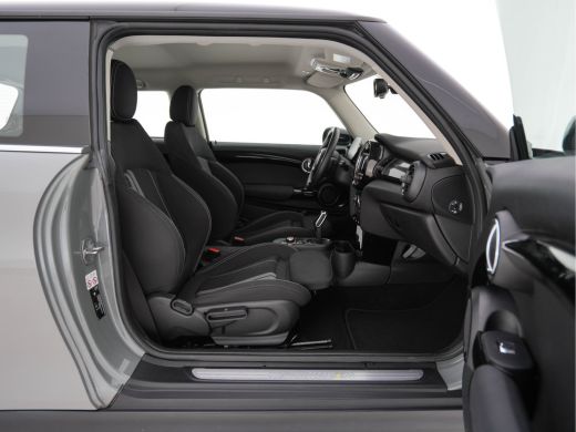 Mini Electric Basic 33 kWh [ 3-Fase ] (INCL.BTW) *FULL-LED | SPORT-SEATS | NAVI-FULLMAP | DIGI-COCKPIT | DAB+ |... ActivLease financial lease
