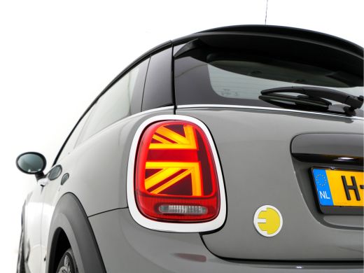 Mini Electric Basic 33 kWh [ 3-Fase ] (INCL.BTW) *FULL-LED | SPORT-SEATS | NAVI-FULLMAP | DIGI-COCKPIT | DAB+ |... ActivLease financial lease