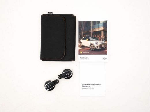Mini Electric Basic 33 kWh [ 3-Fase ] (INCL.BTW) *FULL-LED | SPORT-SEATS | NAVI-FULLMAP | DIGI-COCKPIT | DAB+ |... ActivLease financial lease