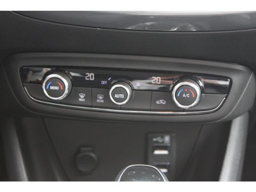 Opel Crossland X 1.2 TURBO 130PK INNOVATION+ AUTOMAAT / NAVI / LEDER / CLIMA / LED / PDC / 16" LMV / BLUETOOTH / C... ActivLease financial lease