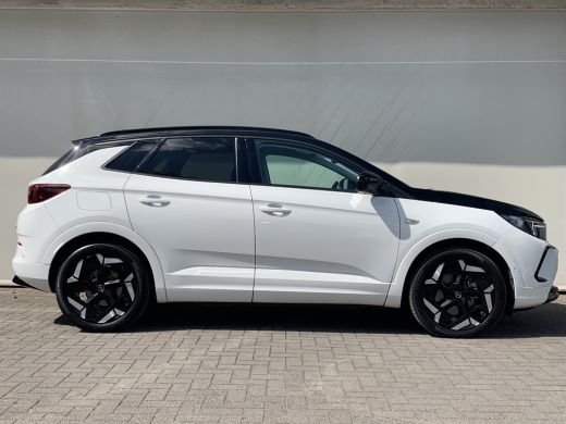 Opel Grandland 1.6 PHEV 300 PK GSE Airco | Camera | Cruise Control Adaptief | Keyless | Navi | PDC V&A | Stoel &... ActivLease financial lease